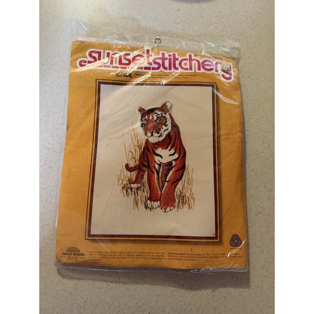 Sunset Stitchery Embroidery Bengal Tiger Crewel Kit #2431 USA